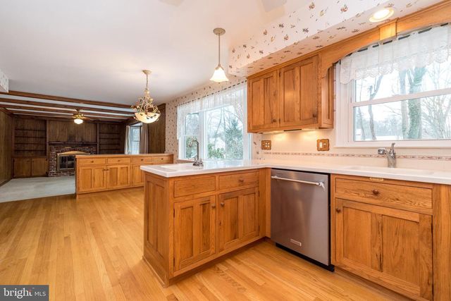 1091 INDEPENDENCE DR, Yardley, PA 19067