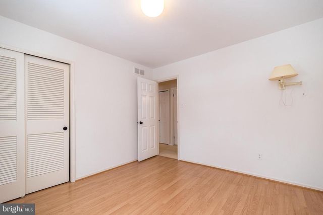 1091 INDEPENDENCE DR, Yardley, PA 19067