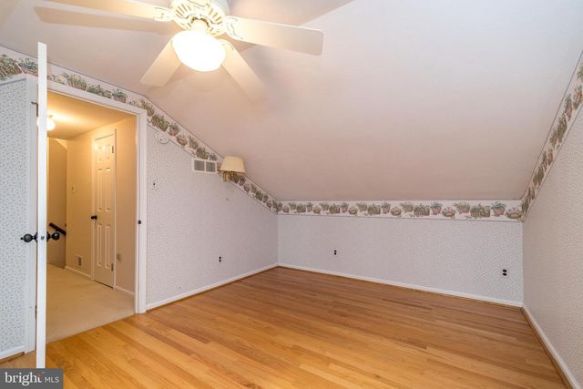 1091 INDEPENDENCE DR, Yardley, PA 19067