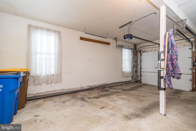 1091 INDEPENDENCE DR, Yardley, PA 19067