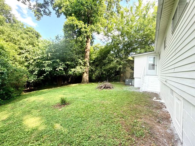 142 Greens Lake Road, Rossville, GA 30741