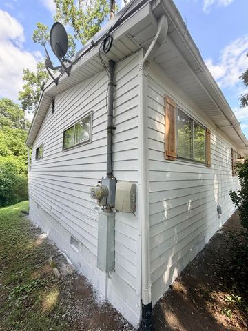 142 Greens Lake Road, Rossville, GA 30741