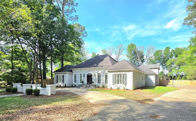 49 Berkeley Road, Selma, AL 36701