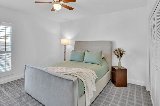 1903 Bay Road 205, Vero Beach, FL 32963