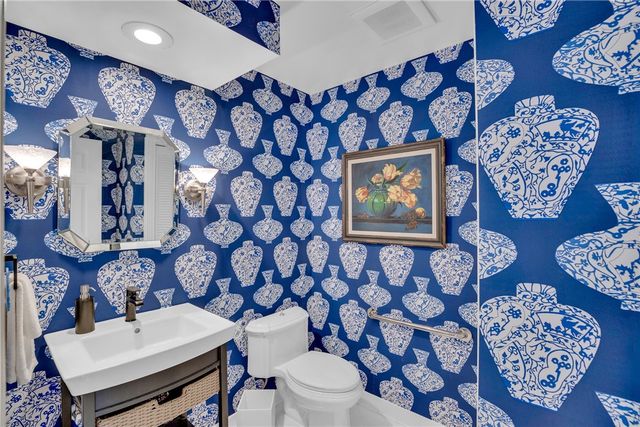 1903 Bay Road 205, Vero Beach, FL 32963