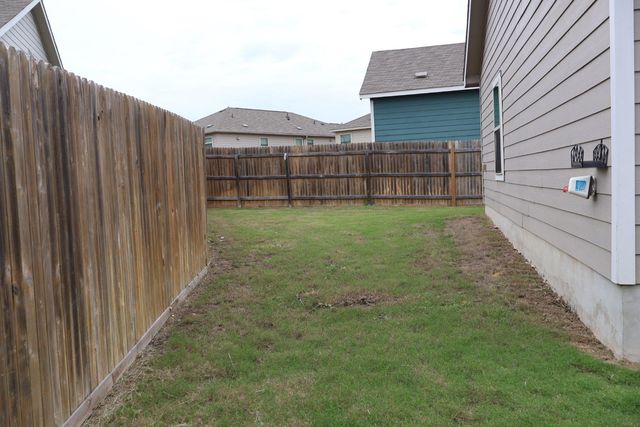117 Galaxy WAY, Jarrell, TX 76537