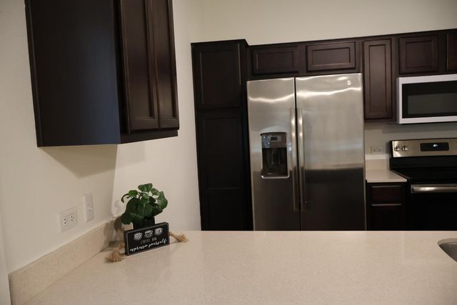 117 Galaxy WAY, Jarrell, TX 76537