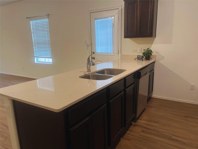 117 Galaxy WAY, Jarrell, TX 76537