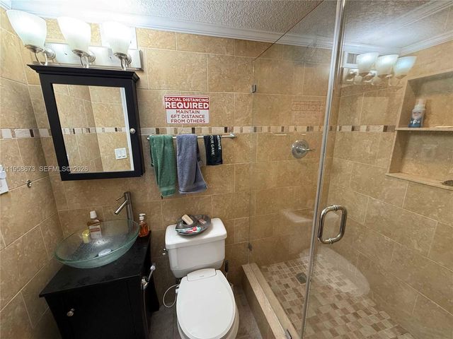 999 Brickell Bay Dr 2002, Miami, FL 33131