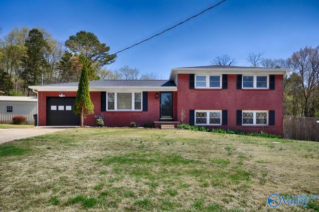 2212 Rodgers Drive NE, Huntsville, AL 35811