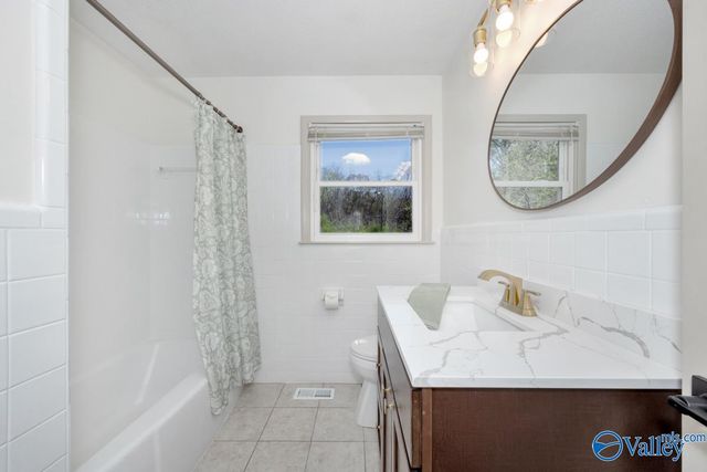 2212 Rodgers Drive NE, Huntsville, AL 35811