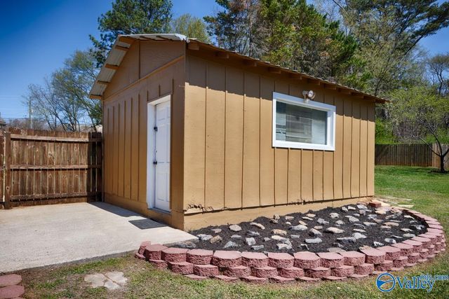 2212 Rodgers Drive NE, Huntsville, AL 35811