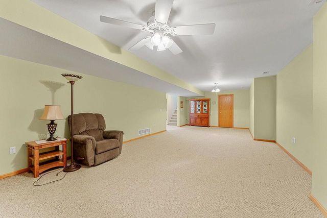 141 Thomas Road, Reedsburg, WI 53959