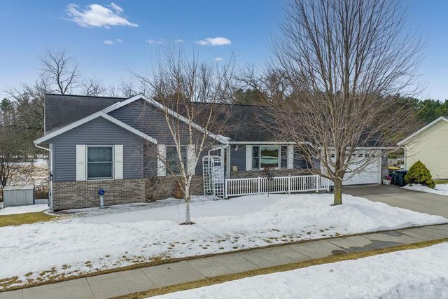 141 Thomas Road, Reedsburg, WI 53959