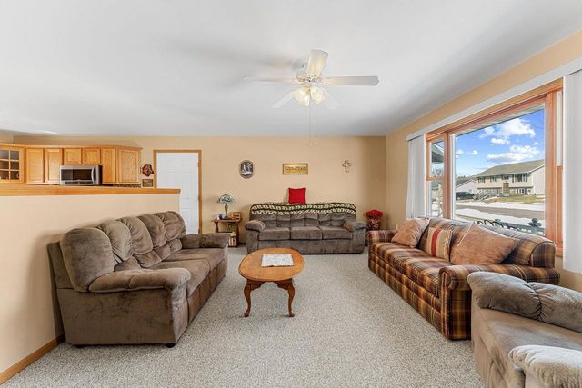 141 Thomas Road, Reedsburg, WI 53959