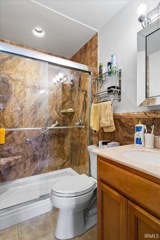 718 Lexington Drive, Evansville, IN 47710