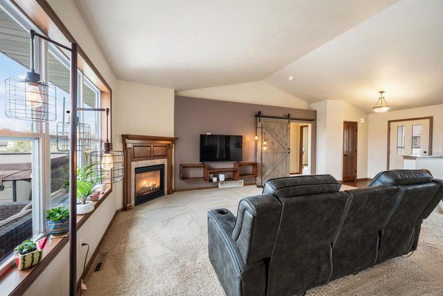 3315 OSPREY LANE, Green Bay, WI 54311
