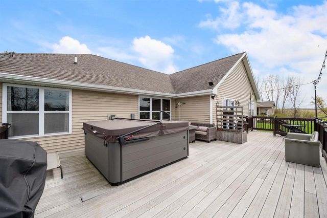 3315 OSPREY LANE, Green Bay, WI 54311