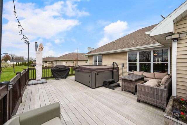 3315 OSPREY LANE, Green Bay, WI 54311