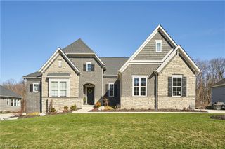 2793 Galway Drive, Brunswick, OH 44212