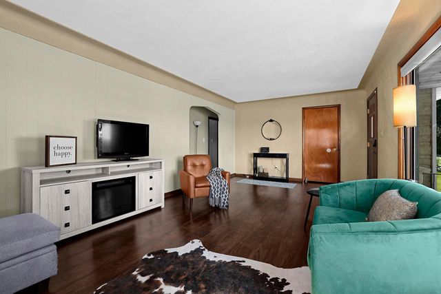 534 2nd AVENUE N, Onalaska, WI 54650