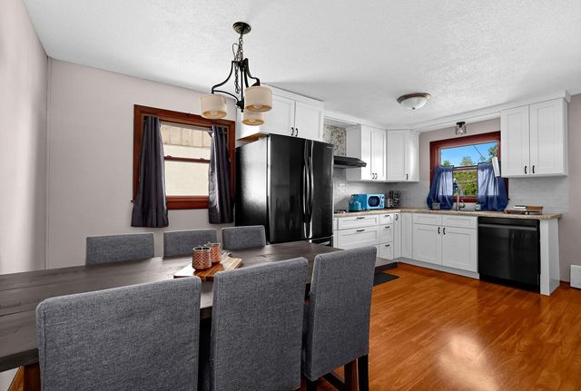 534 2nd AVENUE N, Onalaska, WI 54650