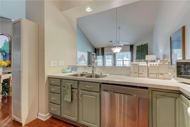 4744 Lancaster Park Drive, Winston-salem, NC 27103