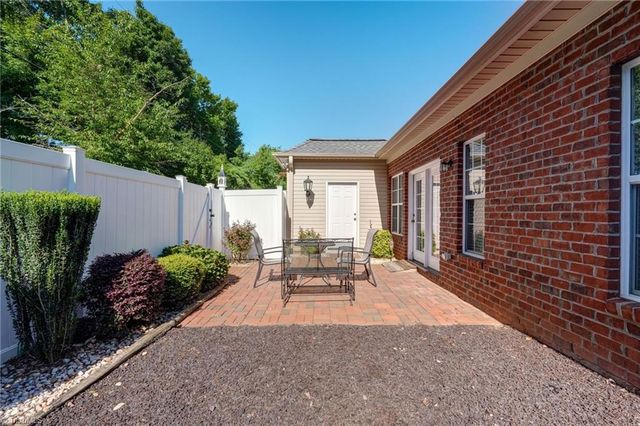 4744 Lancaster Park Drive, Winston-salem, NC 27103