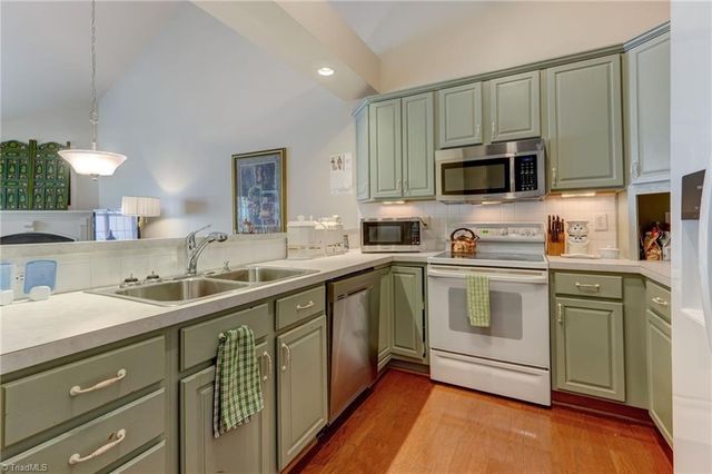 4744 Lancaster Park Drive, Winston-salem, NC 27103