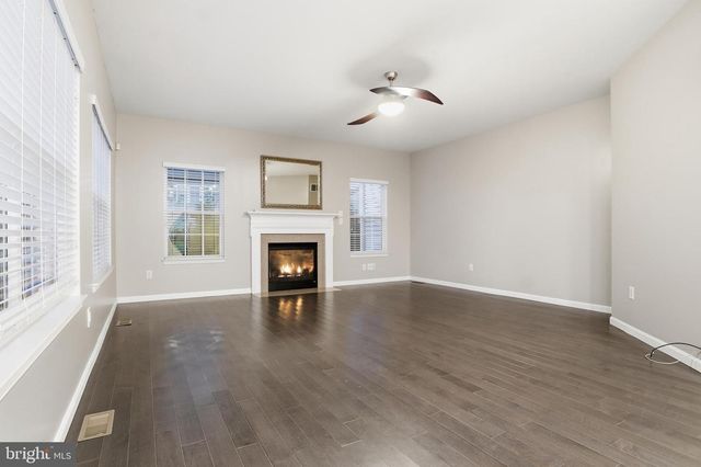 8569 DIAMOND RUN CT, Seven Valleys, PA 17360