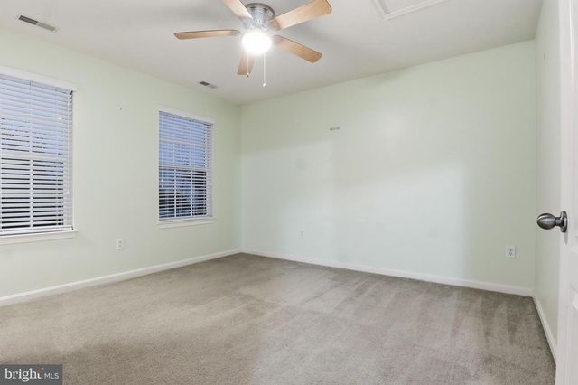 8569 DIAMOND RUN CT, Seven Valleys, PA 17360