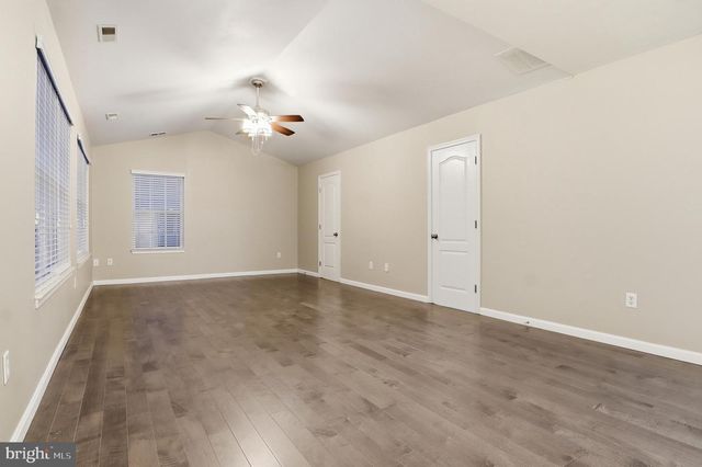 8569 DIAMOND RUN CT, Seven Valleys, PA 17360