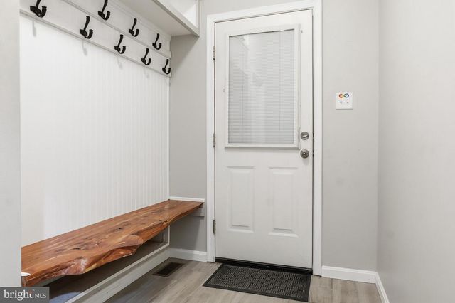 8569 DIAMOND RUN CT, Seven Valleys, PA 17360