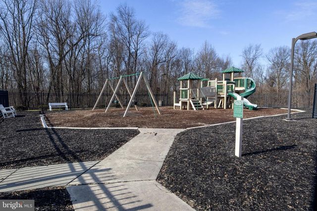 8569 DIAMOND RUN CT, Seven Valleys, PA 17360