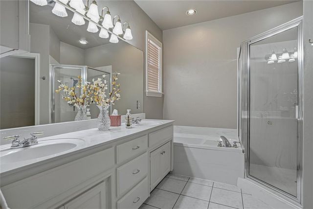 3916 Tamarac Court, Edmond, OK 73003