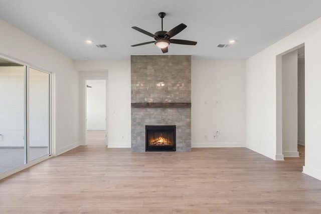 220 Smoke Signal Court, Liberty Hill, TX 78642