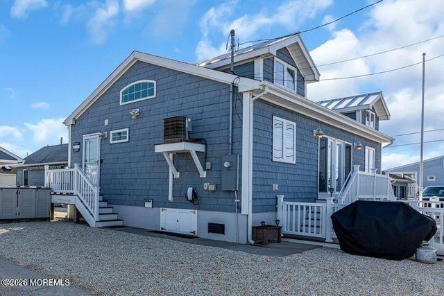 28 E Bonita Way, Lavallette, NJ 08735