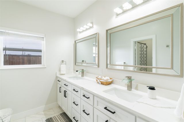 1012 Fm 36 N, Greenville, TX 75401