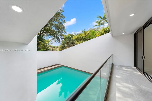 7540 Los Pinos Boulevard, Coral Gables, FL 33143