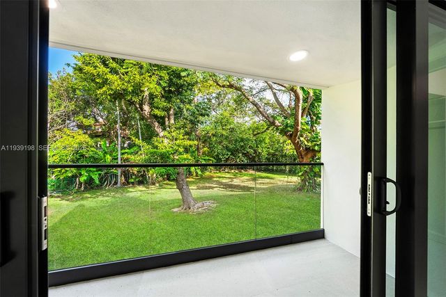 7540 Los Pinos Boulevard, Coral Gables, FL 33143