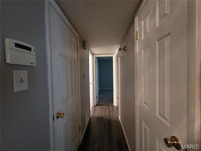 2432 Forest Shadows Drive, St Louis, MO 63136