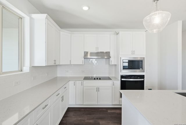 327 Nopal Ridge, San Antonio, TX 78253