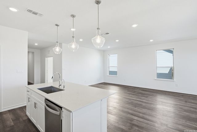 327 Nopal Ridge, San Antonio, TX 78253