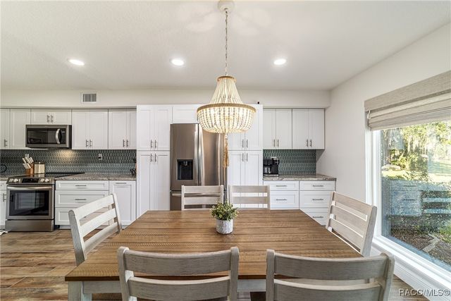 11517 W Sandpiper Court, Crystal River, FL 34429