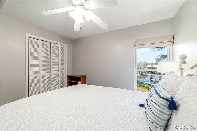 11517 W Sandpiper Court, Crystal River, FL 34429