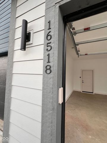 16518 Deerpath Way, Westfield, IN 46074