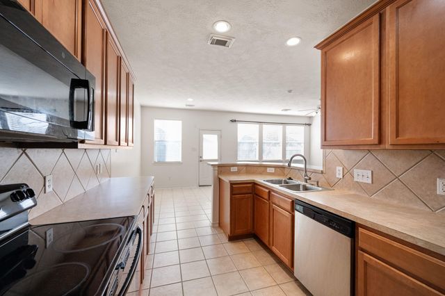 11938 Ramla Place Trail, Houston, TX 77089