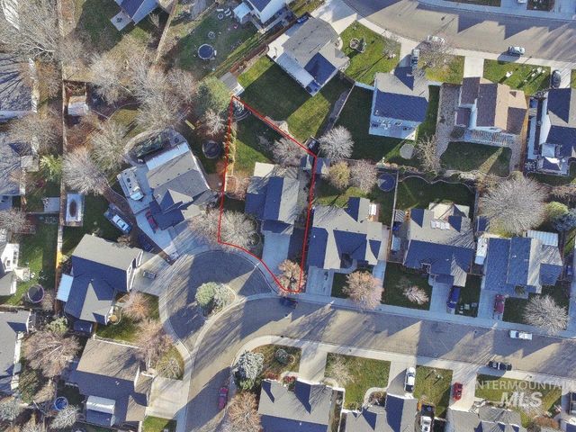 16928 N Chelford Loop, Nampa, ID 83687