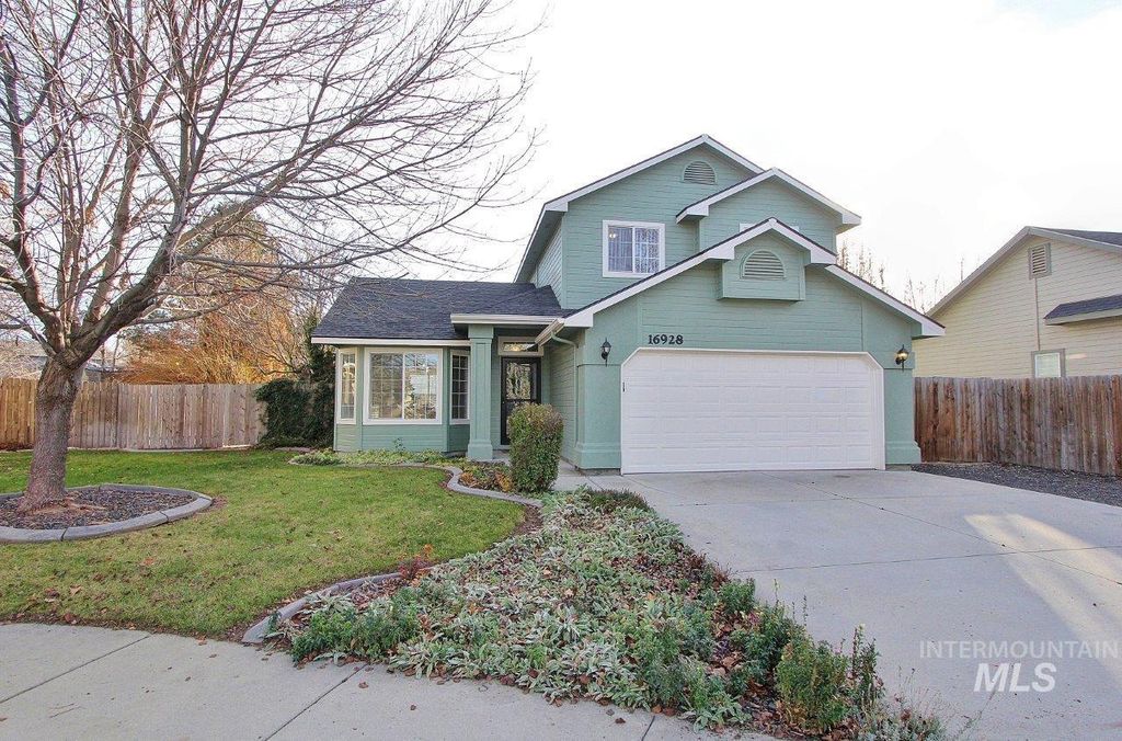 16928 N Chelford Loop, Nampa, ID 83687