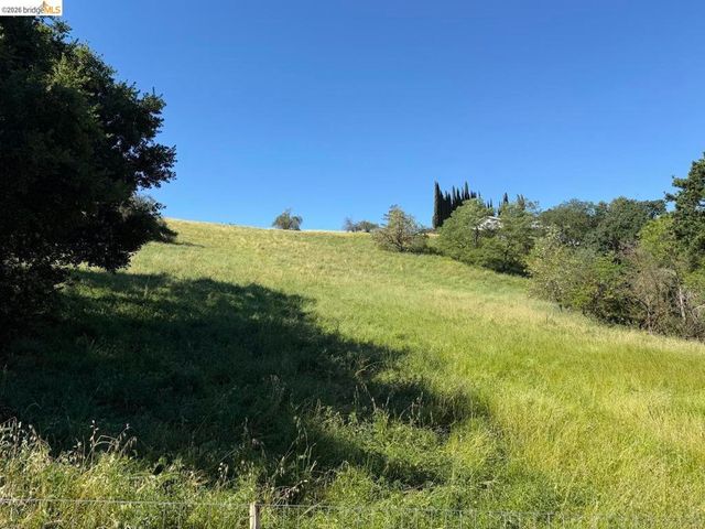 0 Cowell RD, Concord, CA 94518